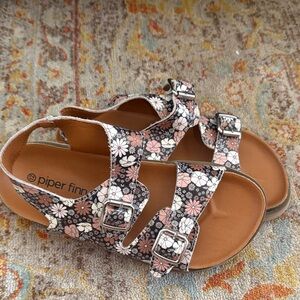 Floral Kids Sandals - Black and Pink